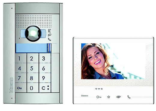 BTICINO 365911 Flex’ONE Videosprechanlage Set Einfamilein Set mit T�rstation SFERA + Codelock und Hausstation CLASSE 300 X13E