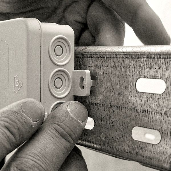 Schnabl Dosen-Clip SDC H0 hellgrau 200 st�ck